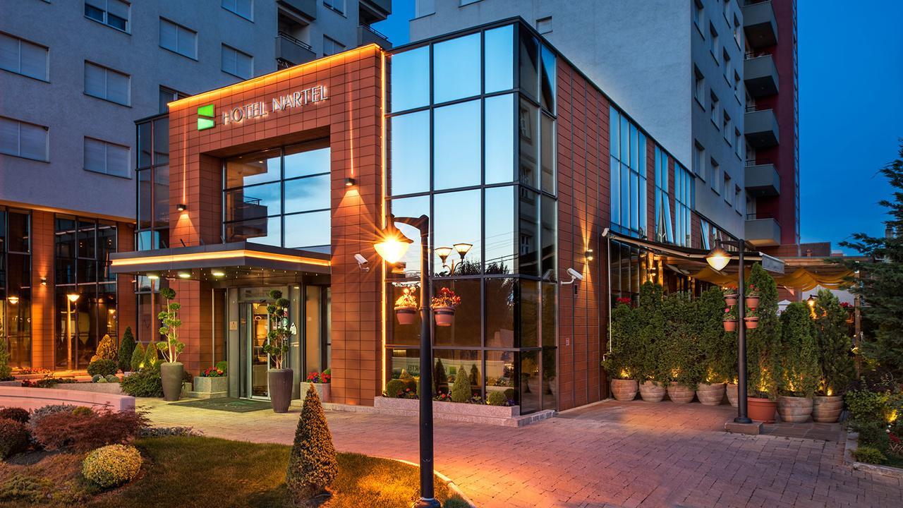 Hotel Nartel Pristina Exterior photo